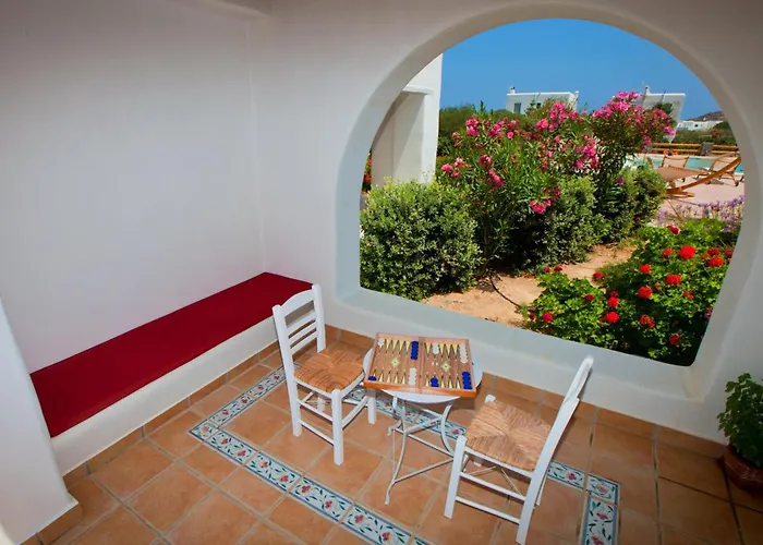 Bay * Naousa (Paros)