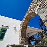 Bay * Naoussa