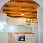 Bay Villa Naousa