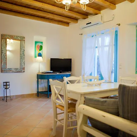 Bay Villa Naousa (Paros)